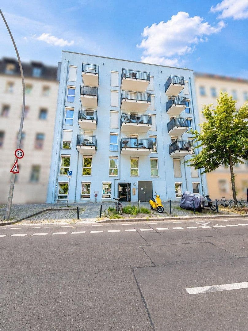 Predaj bytu 3-izbový 72 m², Gürtelstr., Berlin, Berlín Predaj bytu 3-izbový 72 m², Gürtelstr., Berlin, Berlín