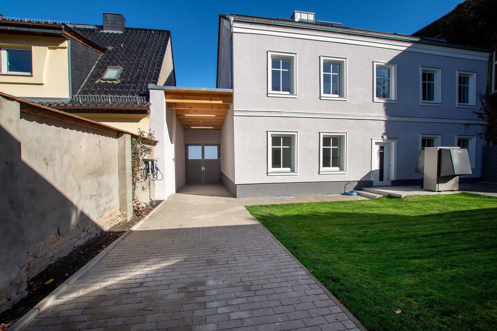 Predaj domu 250 m², pozemek 430 m², Potsdamer Str. 104, Potsdam, Brandenbursko Predaj domu 250 m², pozemek 430 m², Potsdamer Str. 104, Potsdam, Brandenbursko