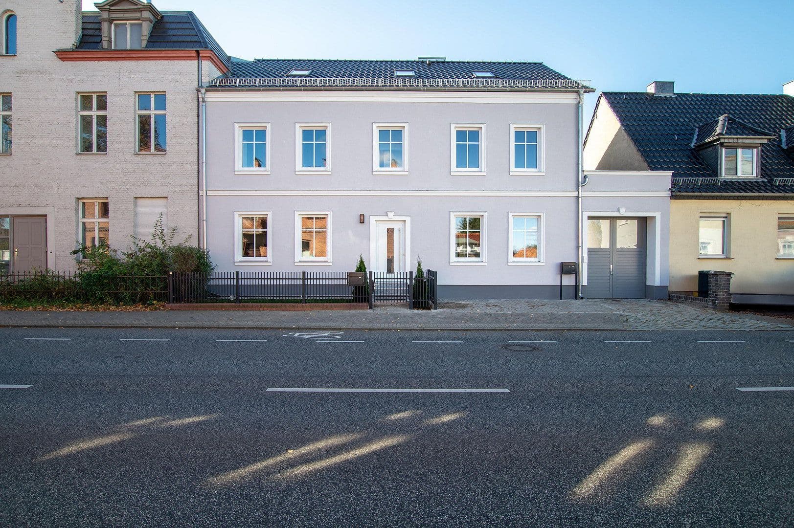 Predaj domu 250 m², pozemek 430 m², Potsdamer Str. 104, Potsdam, Brandenbursko Predaj domu 250 m², pozemek 430 m², Potsdamer Str. 104, Potsdam, Brandenbursko
