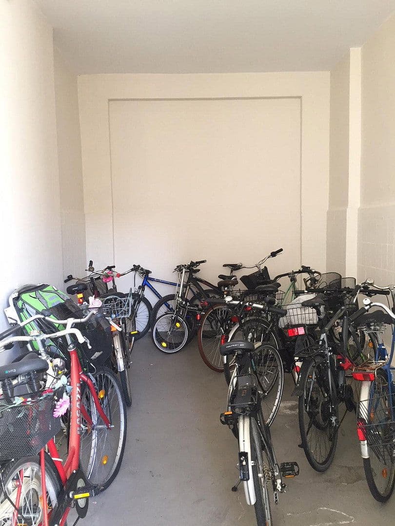 Prenájom bytu 1-izbový 40 m², Magdalenenstraße 21, Berlin, Berlín Prenájom bytu 1-izbový 40 m², Magdalenenstraße 21, Berlin, Berlín