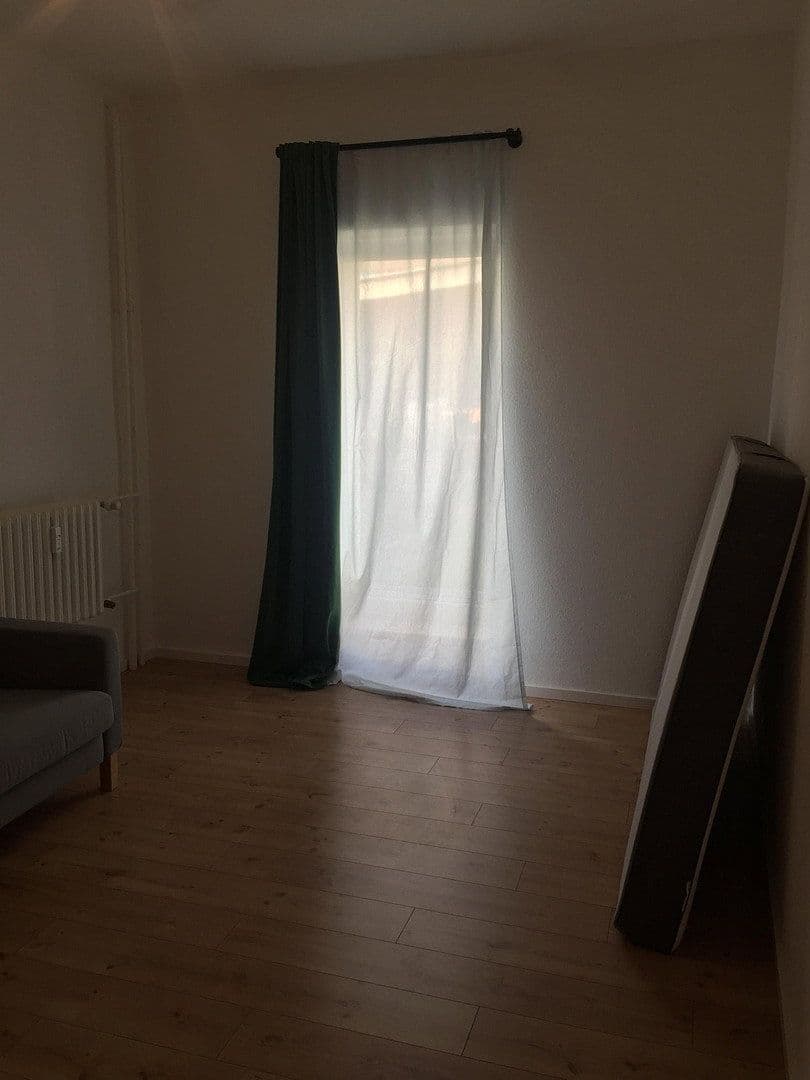 Prenájom bytu 1-izbový 40 m², Magdalenenstraße 21, Berlin, Berlín Prenájom bytu 1-izbový 40 m², Magdalenenstraße 21, Berlin, Berlín