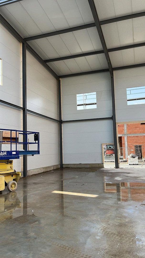 Prenájom nebytového priestoru 225 m², Philippsburg, Bádensko-Wurttembersko Prenájom nebytového priestoru 225 m², Philippsburg, Bádensko-Wurttembersko