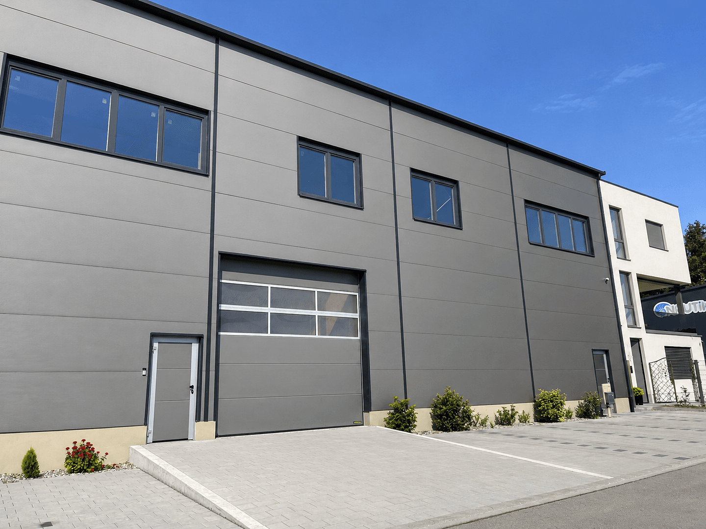 Prenájom nebytového priestoru 225 m², Philippsburg, Bádensko-Wurttembersko Prenájom nebytového priestoru 225 m², Philippsburg, Bádensko-Wurttembersko