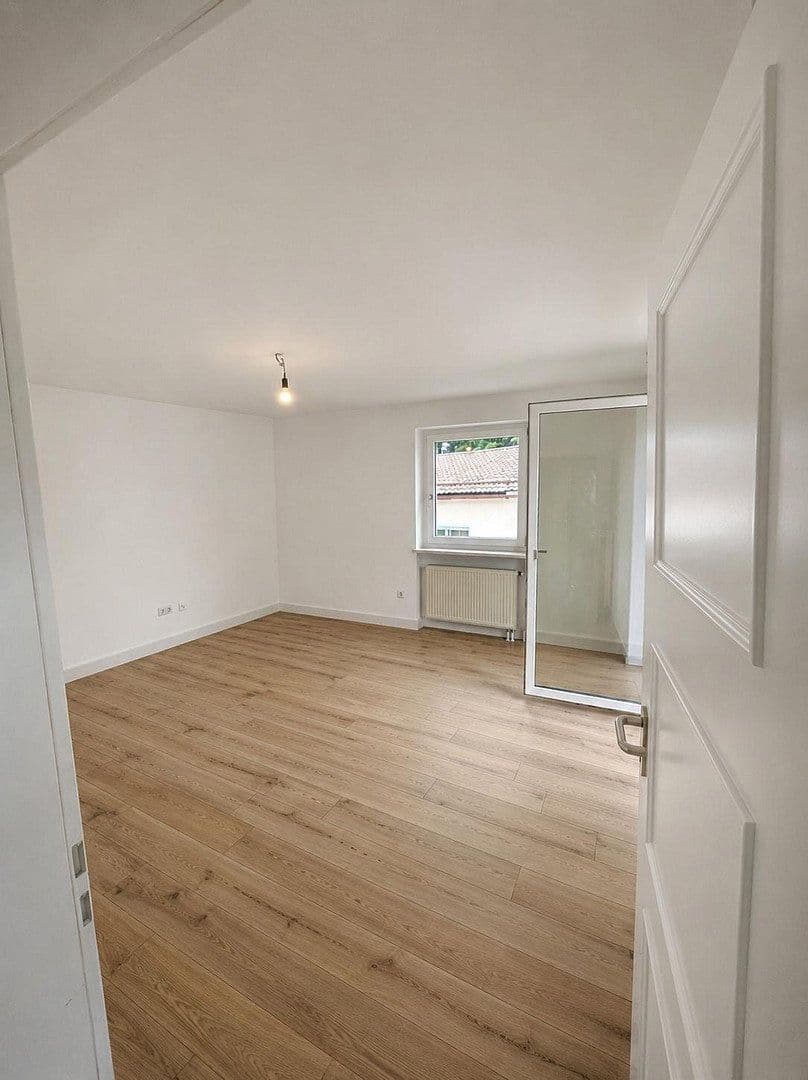 Prenájom bytu 2-izbový 59 m², Traunstein, Bavorsko Prenájom bytu 2-izbový 59 m², Traunstein, Bavorsko