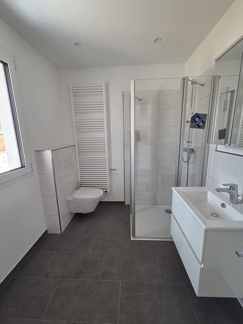 Prenájom bytu 2-izbový 45 m², Mittelhembacher Weg 25, Rednitzhembach, Bavorsko Prenájom bytu 2-izbový 45 m², Mittelhembacher Weg 25, Rednitzhembach, Bavorsko