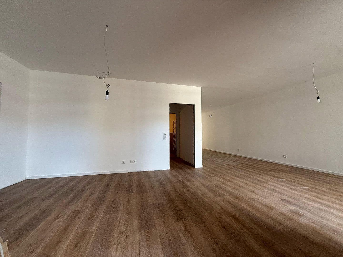 Prenájom bytu 3-izbový 102 m², Kölner Platz 2, Troisdorf, Severné Porýnie - Westfálsko Prenájom bytu 3-izbový 102 m², Kölner Platz 2, Troisdorf, Severné Porýnie - Westfálsko