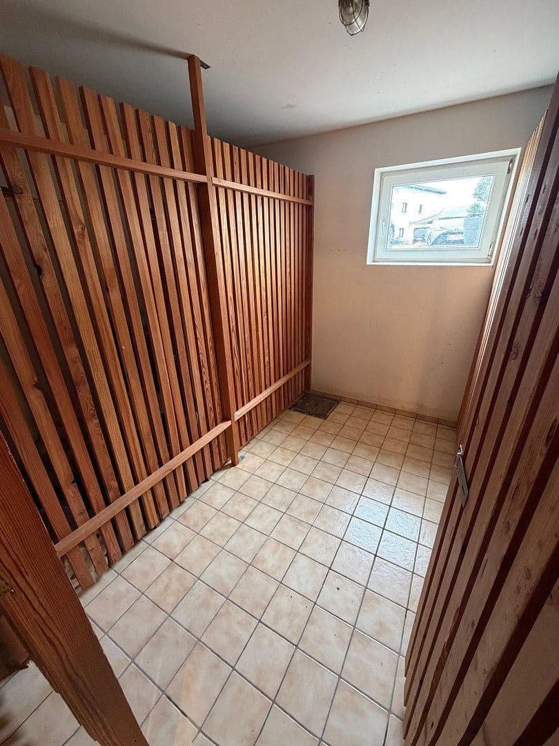 Prenájom bytu 3-izbový 82 m², Bergstraße 14, Sehlem, Porýnie-Falcko Prenájom bytu 3-izbový 82 m², Bergstraße 14, Sehlem, Porýnie-Falcko