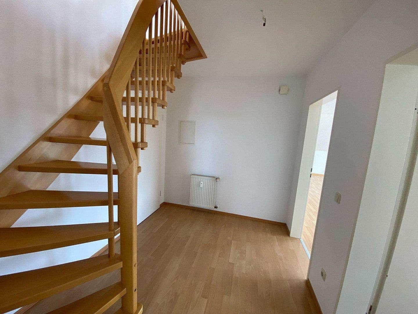 Prenájom bytu 3-izbový 82 m², Bergstraße 14, Sehlem, Porýnie-Falcko Prenájom bytu 3-izbový 82 m², Bergstraße 14, Sehlem, Porýnie-Falcko