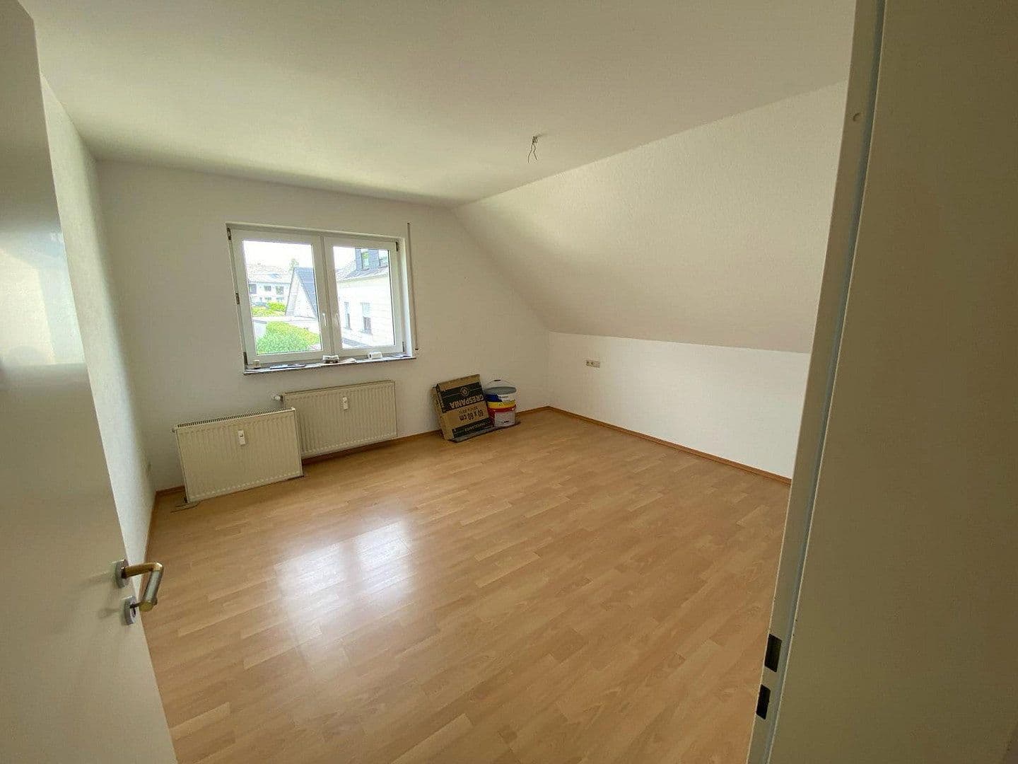 Prenájom bytu 3-izbový 82 m², Bergstraße 14, Sehlem, Porýnie-Falcko Prenájom bytu 3-izbový 82 m², Bergstraße 14, Sehlem, Porýnie-Falcko