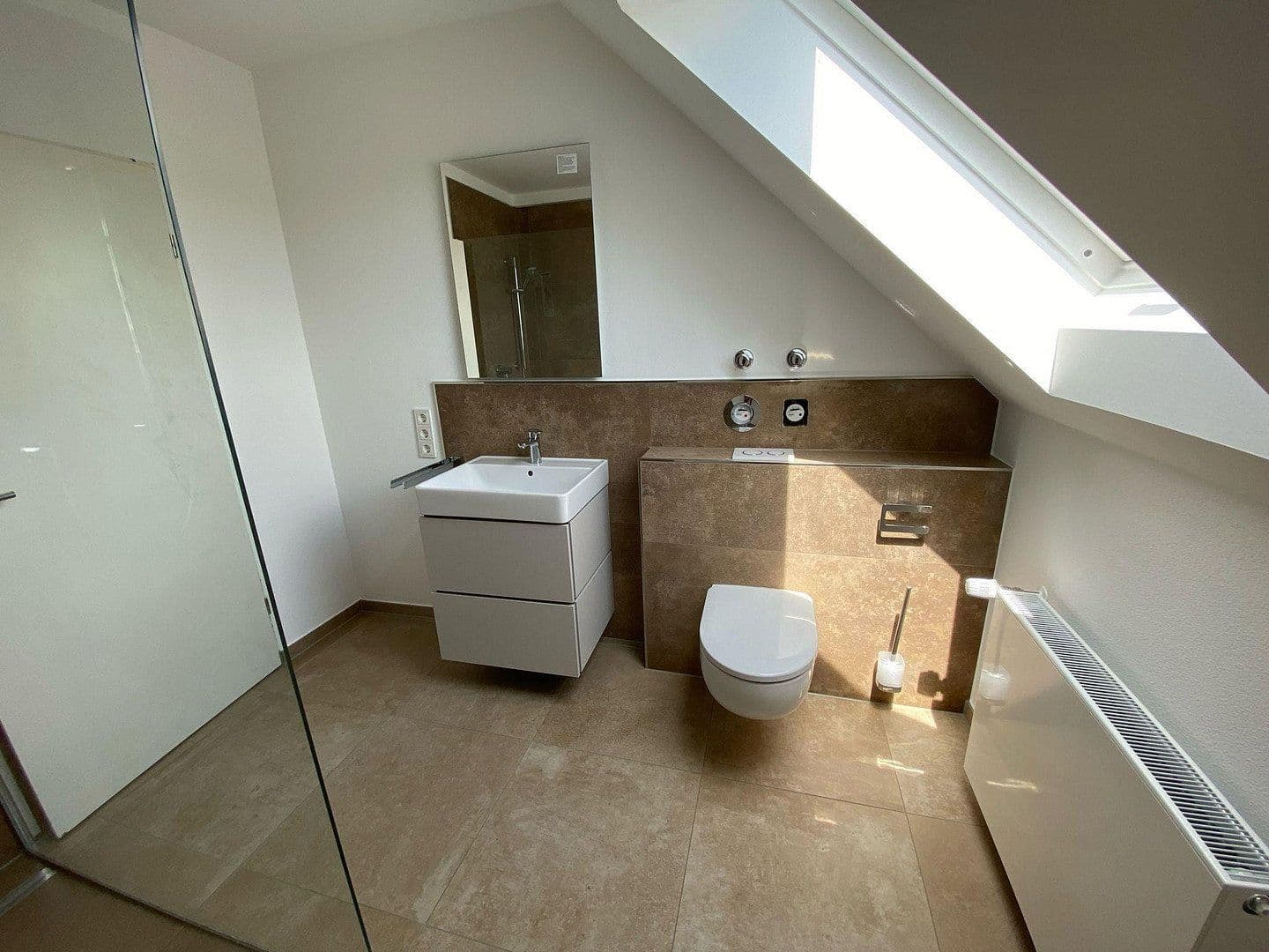 Prenájom bytu 3-izbový 82 m², Bergstraße 14, Sehlem, Porýnie-Falcko Prenájom bytu 3-izbový 82 m², Bergstraße 14, Sehlem, Porýnie-Falcko