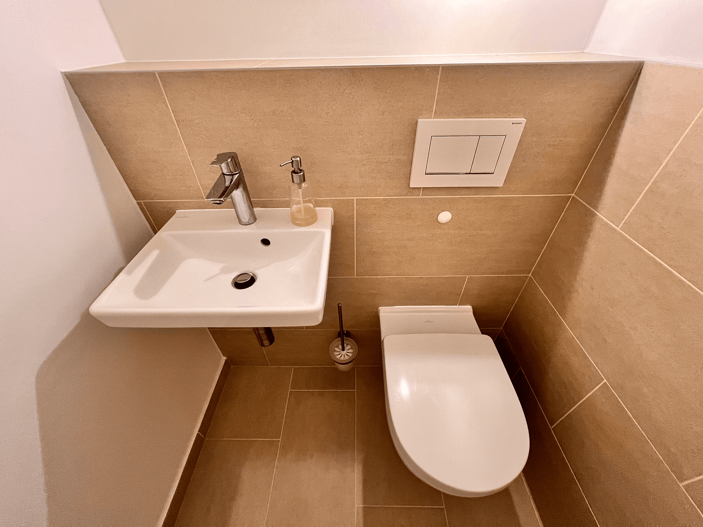 Prenájom bytu 3-izbový 94 m², Elsa/Brändströmsrtr 74, Nürnberg, Bavorsko Prenájom bytu 3-izbový 94 m², Elsa/Brändströmsrtr 74, Nürnberg, Bavorsko