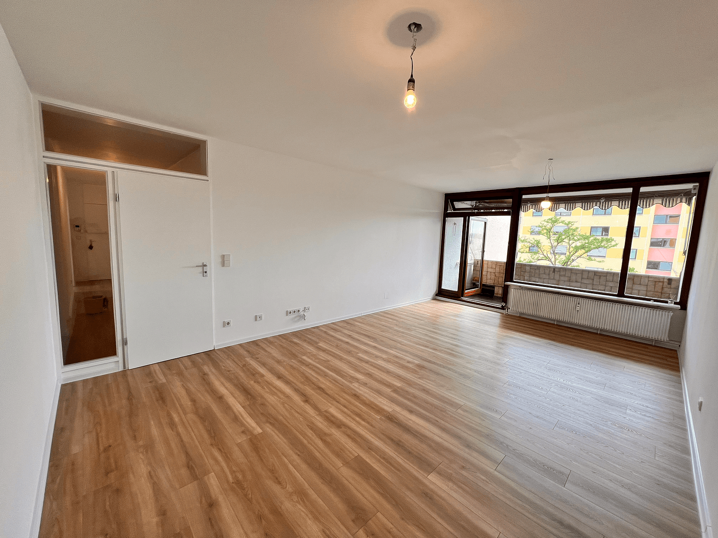 Prenájom bytu 3-izbový 94 m², Elsa/Brändströmsrtr 74, Nürnberg, Bavorsko Prenájom bytu 3-izbový 94 m², Elsa/Brändströmsrtr 74, Nürnberg, Bavorsko