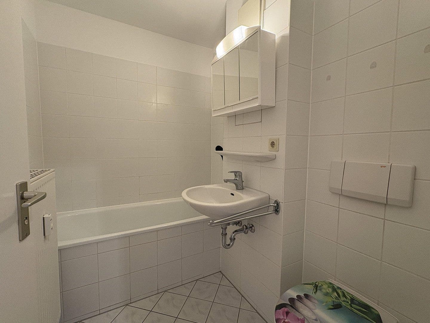 Prenájom bytu 1-izbový 30 m², Waaggasse 14, Baiersdorf, Bavorsko Prenájom bytu 1-izbový 30 m², Waaggasse 14, Baiersdorf, Bavorsko