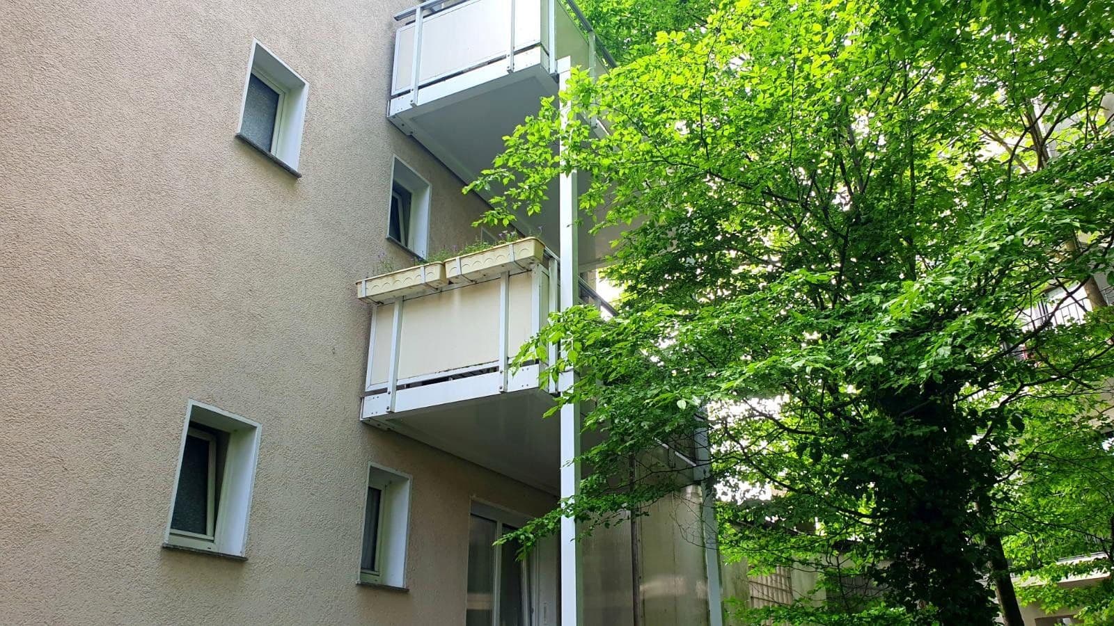 Prenájom bytu 2-izbový 62 m², Escherstraße 60, Köln, Severné Porýnie - Westfálsko Prenájom bytu 2-izbový 62 m², Escherstraße 60, Köln, Severné Porýnie - Westfálsko