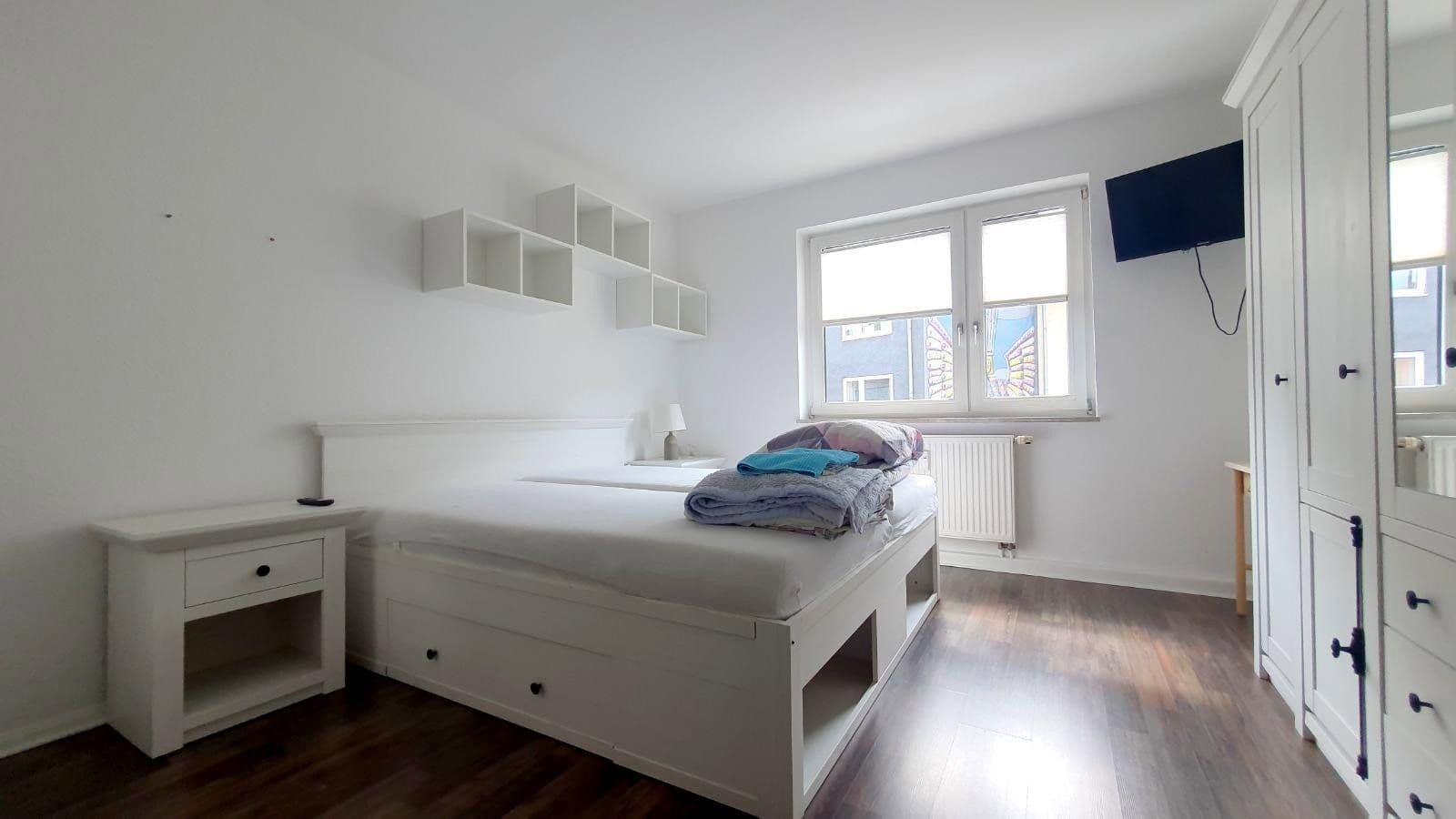 Prenájom bytu 2-izbový 62 m², Escherstraße 60, Köln, Severné Porýnie - Westfálsko Prenájom bytu 2-izbový 62 m², Escherstraße 60, Köln, Severné Porýnie - Westfálsko
