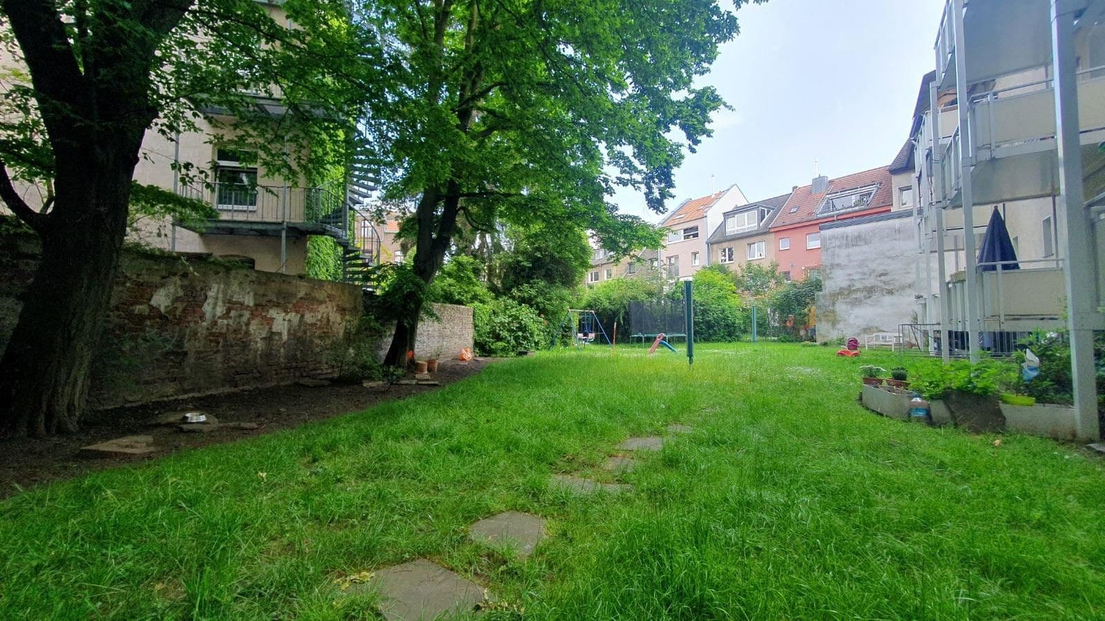 Prenájom bytu 2-izbový 62 m², Escherstraße 60, Köln, Severné Porýnie - Westfálsko Prenájom bytu 2-izbový 62 m², Escherstraße 60, Köln, Severné Porýnie - Westfálsko