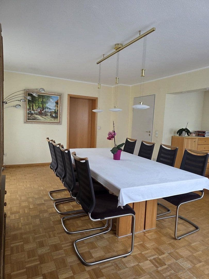 Predaj domu 167 m², pozemek 944 m², Hans-Böckler-Str. 24, Ludwigshafen am Rhein, Porýnie-Falcko Predaj domu 167 m², pozemek 944 m², Hans-Böckler-Str. 24, Ludwigshafen am Rhein, Porýnie-Falcko
