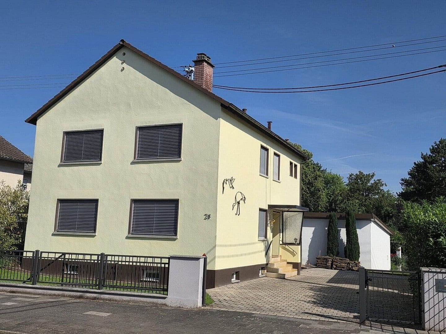 Predaj domu 167 m², pozemek 944 m², Hans-Böckler-Str. 24, Ludwigshafen am Rhein, Porýnie-Falcko Predaj domu 167 m², pozemek 944 m², Hans-Böckler-Str. 24, Ludwigshafen am Rhein, Porýnie-Falcko