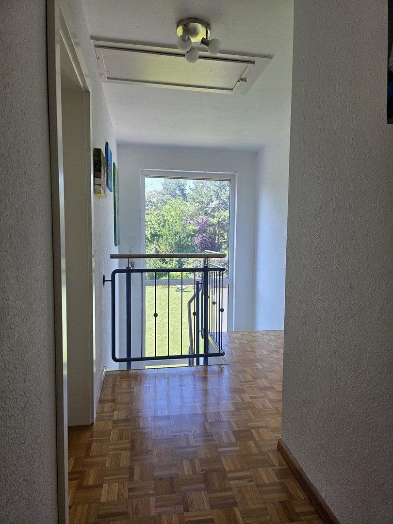Predaj domu 167 m², pozemek 944 m², Hans-Böckler-Str. 24, Ludwigshafen am Rhein, Porýnie-Falcko Predaj domu 167 m², pozemek 944 m², Hans-Böckler-Str. 24, Ludwigshafen am Rhein, Porýnie-Falcko