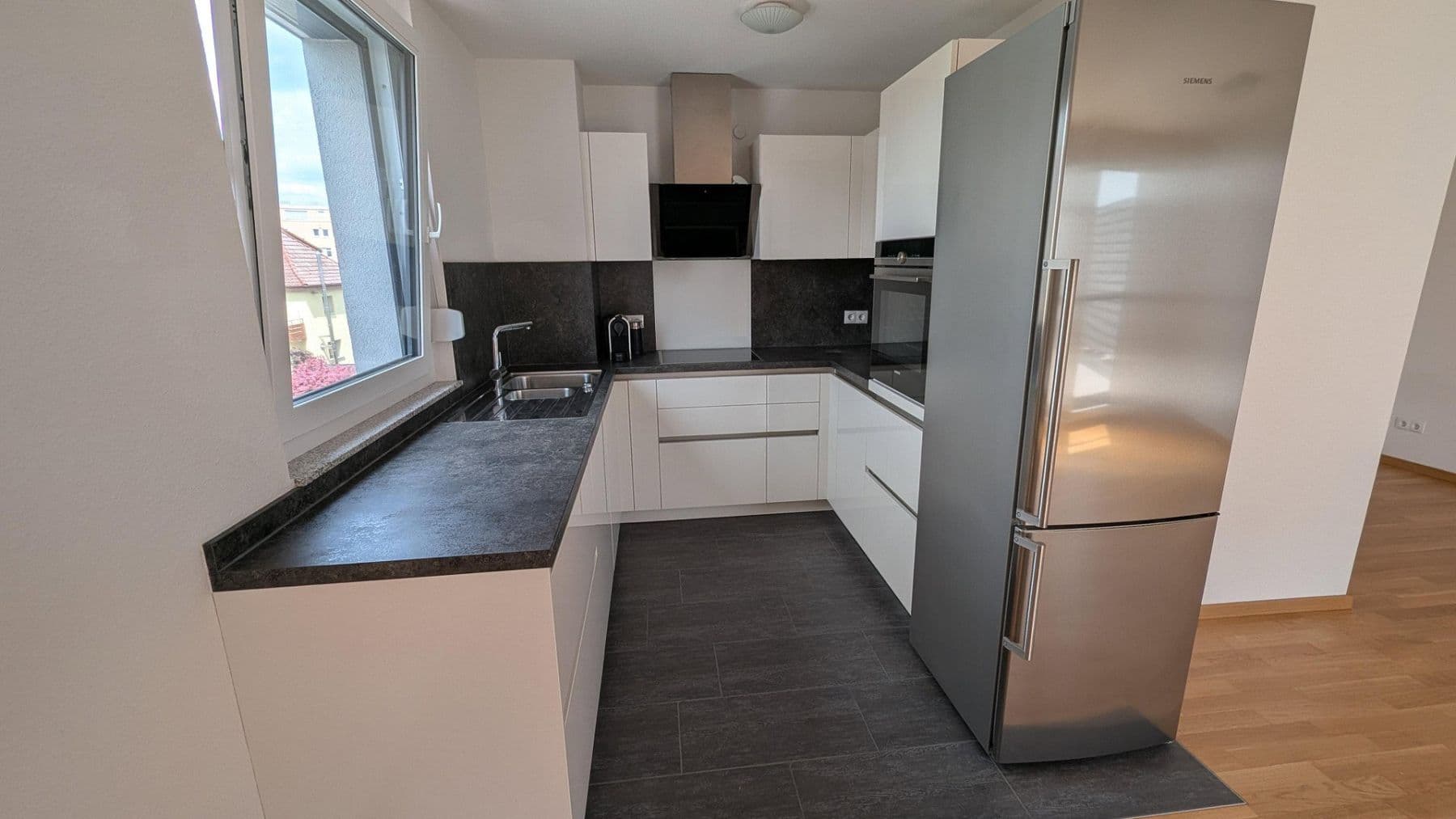 Predaj bytu 3-izbový 91 m², Herrenberg, Bádensko-Wurttembersko Predaj bytu 3-izbový 91 m², Herrenberg, Bádensko-Wurttembersko