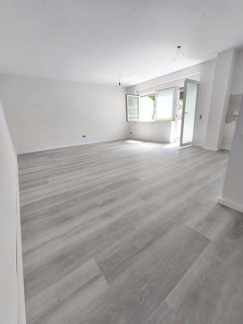 Prenájom bytu 2-izbový 63 m², March, Bádensko-Wurttembersko Prenájom bytu 2-izbový 63 m², March, Bádensko-Wurttembersko