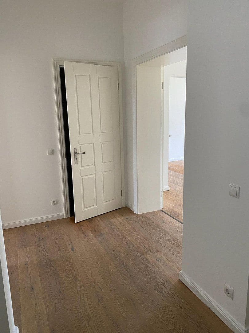 Predaj bytu 4-izbový 100 m², Oranienburg, Brandenbursko Predaj bytu 4-izbový 100 m², Oranienburg, Brandenbursko