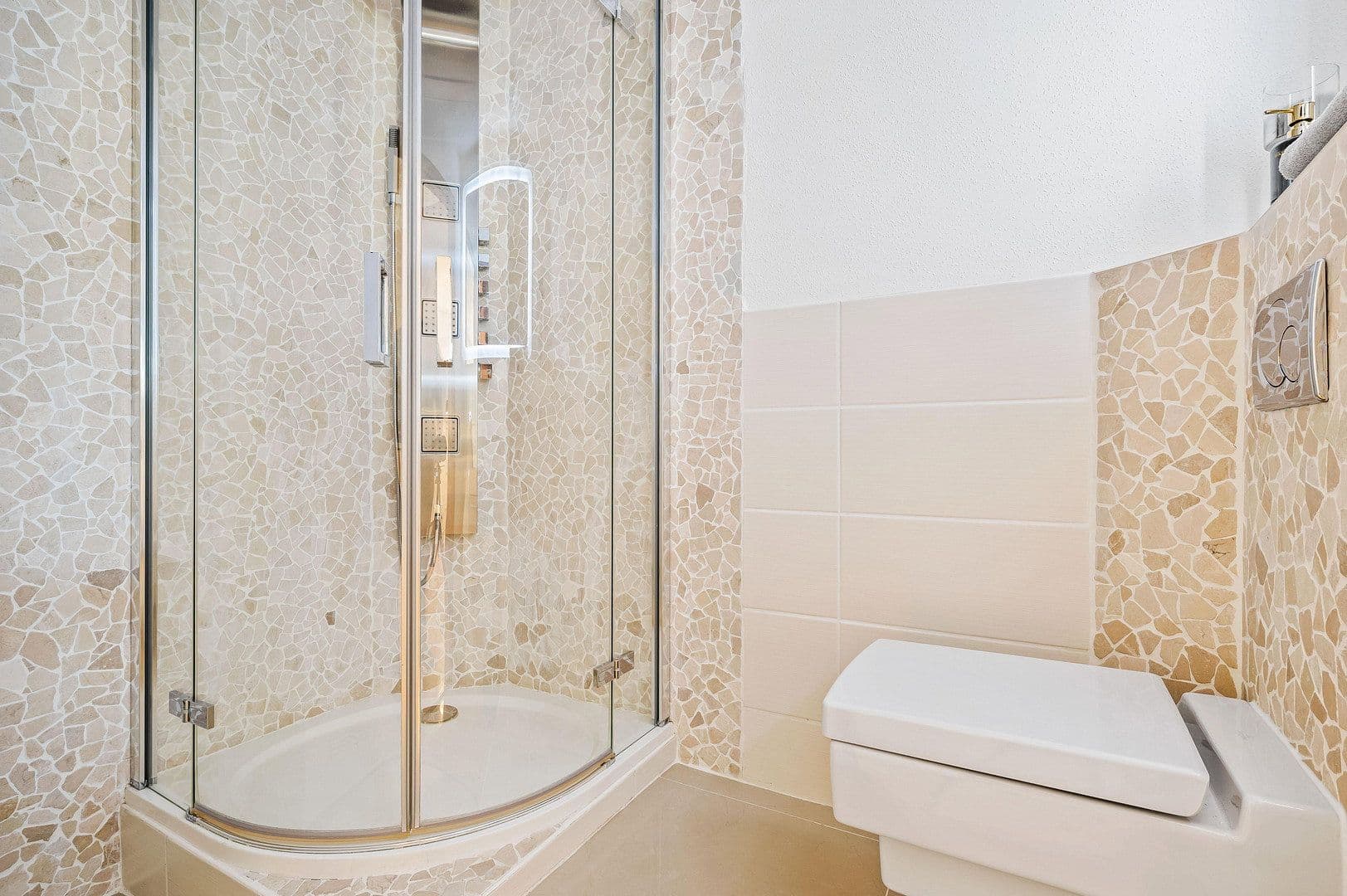 Predaj bytu 4-izbový 95 m², Hamburg, Hamburg Predaj bytu 4-izbový 95 m², Hamburg, Hamburg