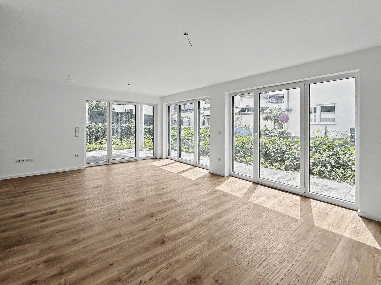 Prenájom bytu 2-izbový 78 m², Siegburg, Severné Porýnie - Westfálsko Prenájom bytu 2-izbový 78 m², Siegburg, Severné Porýnie - Westfálsko
