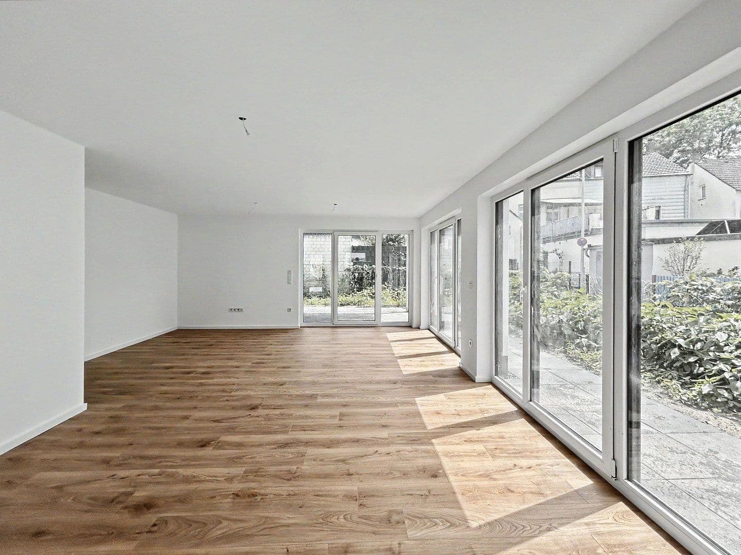 Prenájom bytu 2-izbový 78 m², Siegburg, Severné Porýnie - Westfálsko Prenájom bytu 2-izbový 78 m², Siegburg, Severné Porýnie - Westfálsko