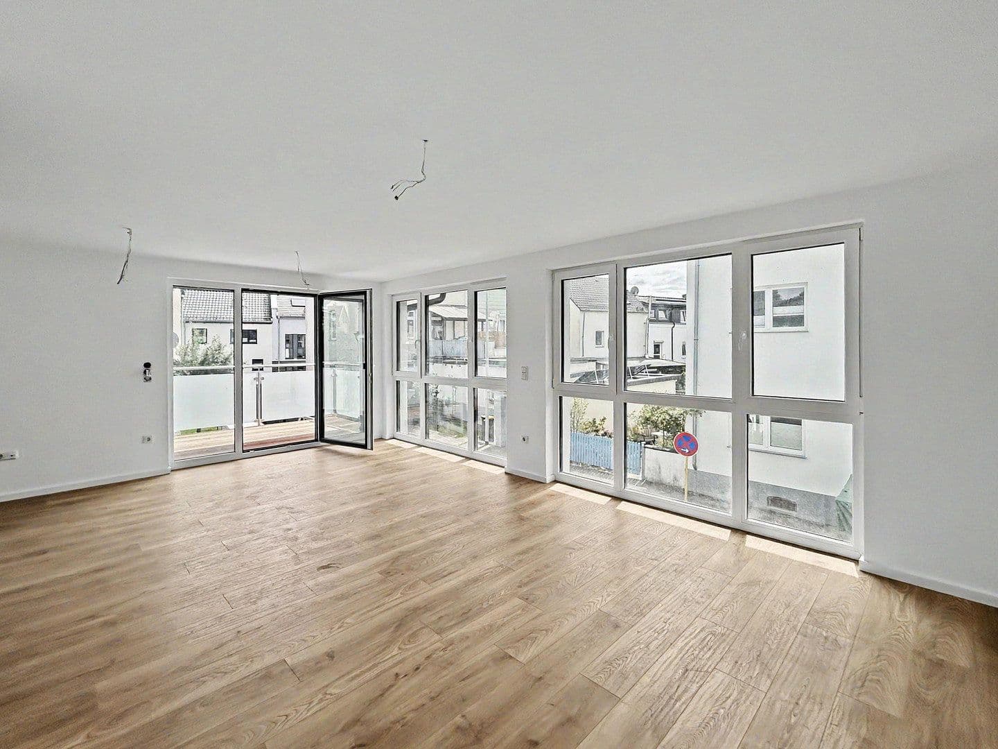 Prenájom bytu 2-izbový 78 m², Siegburg, Severné Porýnie - Westfálsko Prenájom bytu 2-izbový 78 m², Siegburg, Severné Porýnie - Westfálsko