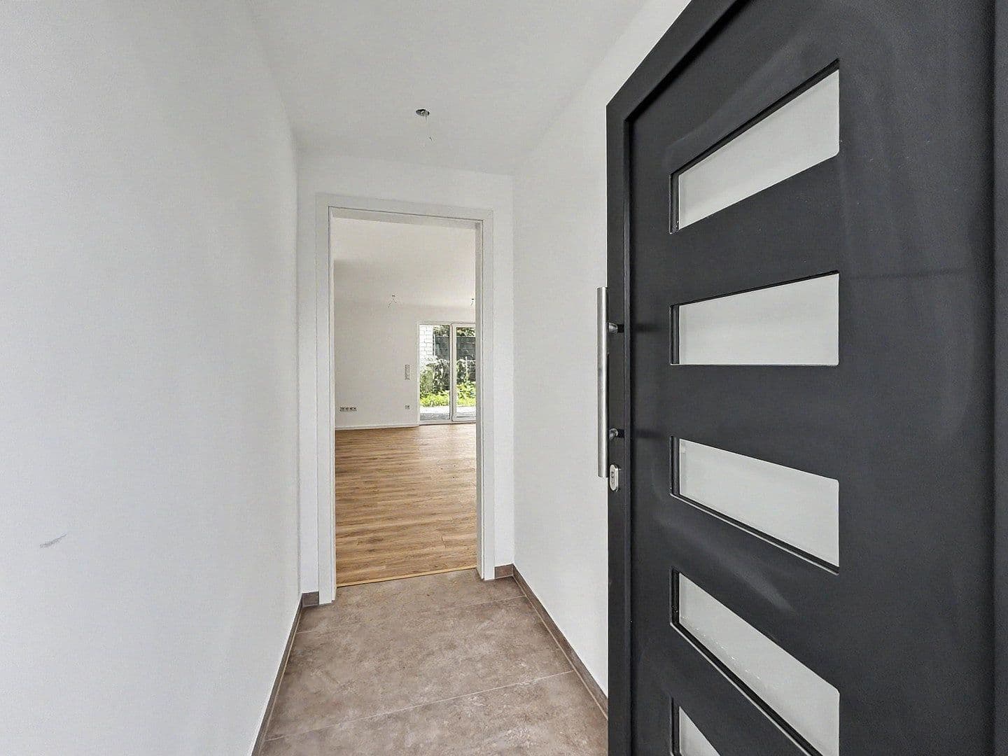Prenájom bytu 2-izbový 78 m², Siegburg, Severné Porýnie - Westfálsko Prenájom bytu 2-izbový 78 m², Siegburg, Severné Porýnie - Westfálsko