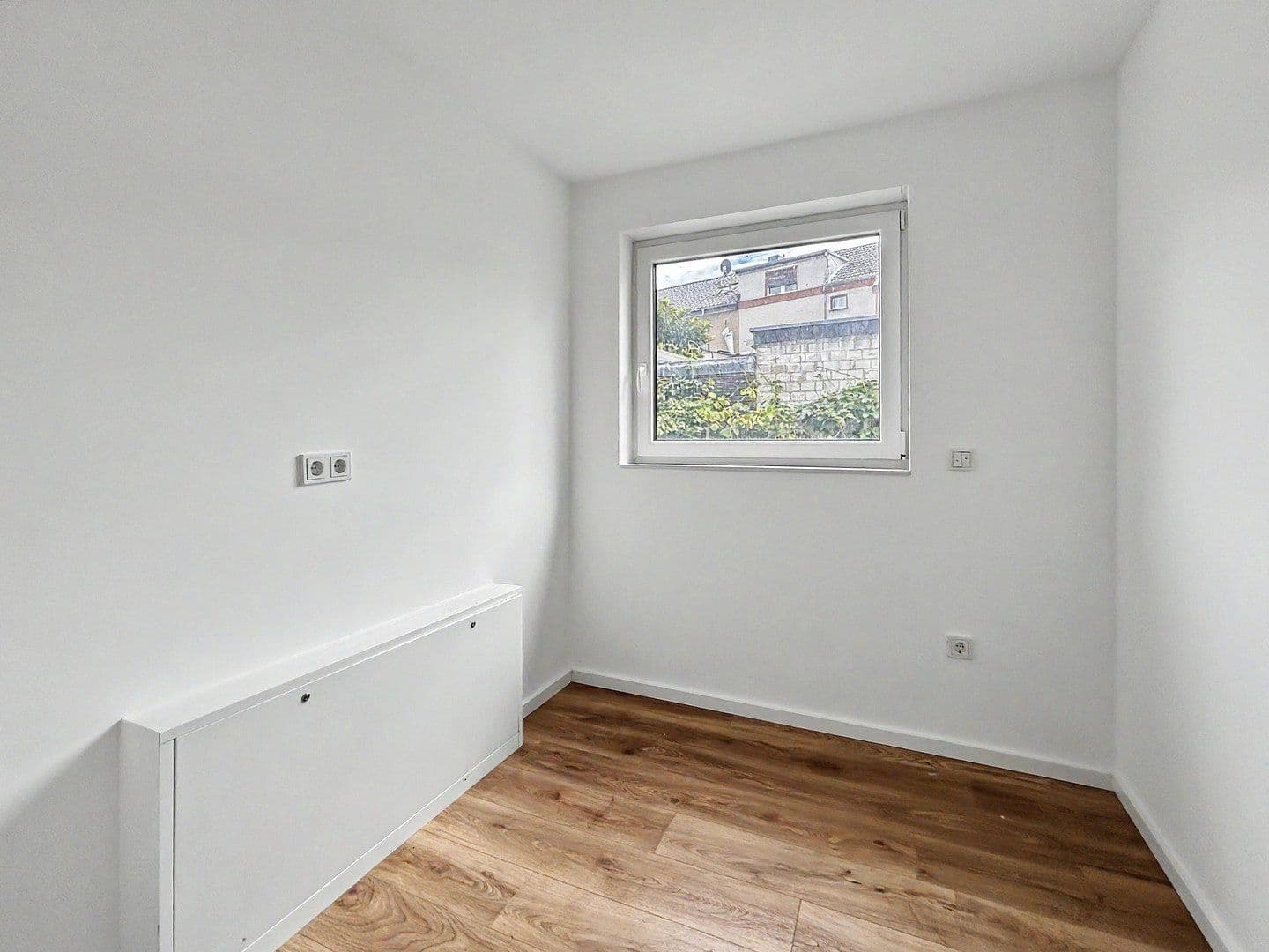 Prenájom bytu 2-izbový 78 m², Siegburg, Severné Porýnie - Westfálsko Prenájom bytu 2-izbový 78 m², Siegburg, Severné Porýnie - Westfálsko