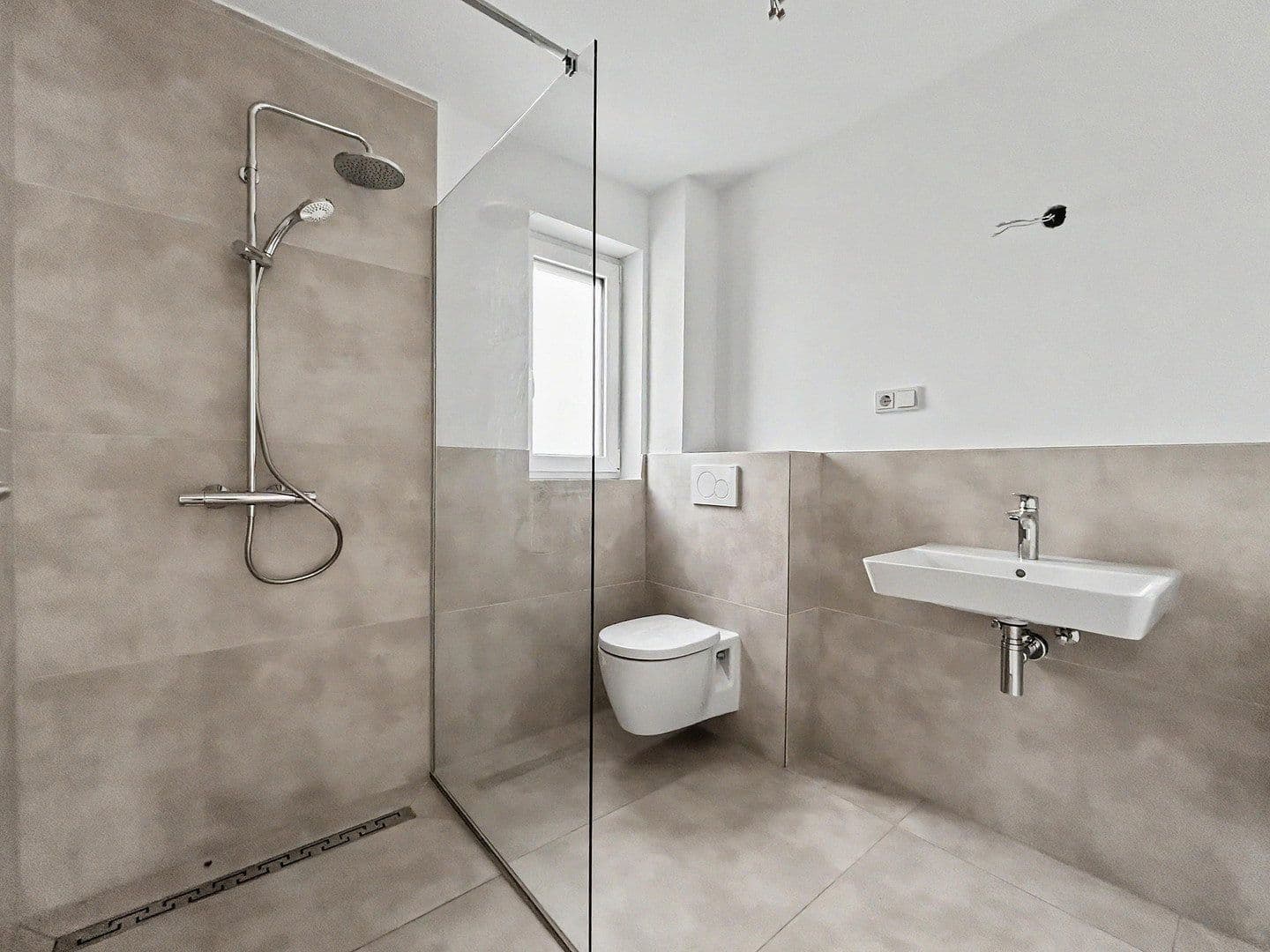 Prenájom bytu 2-izbový 78 m², Siegburg, Severné Porýnie - Westfálsko Prenájom bytu 2-izbový 78 m², Siegburg, Severné Porýnie - Westfálsko