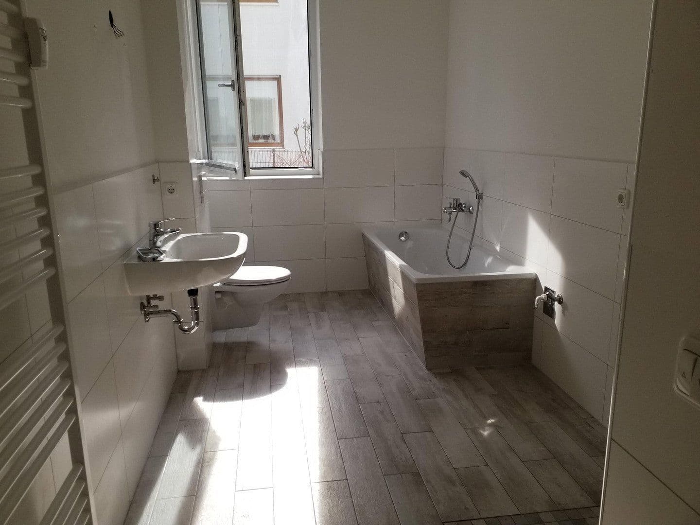 Prenájom bytu 2-izbový 71 m², Ahornstr. 10, Beelitz, Brandenbursko Prenájom bytu 2-izbový 71 m², Ahornstr. 10, Beelitz, Brandenbursko