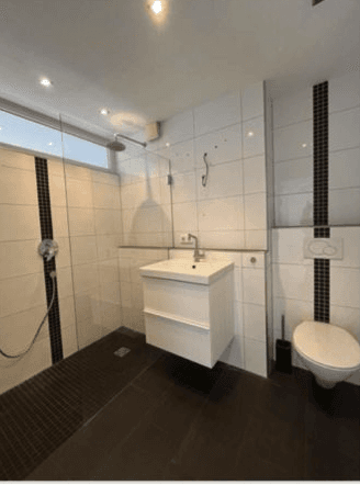 Prenájom bytu 3-izbový 67 m², Schubertstr.73, Bottrop, Severné Porýnie - Westfálsko Prenájom bytu 3-izbový 67 m², Schubertstr.73, Bottrop, Severné Porýnie - Westfálsko