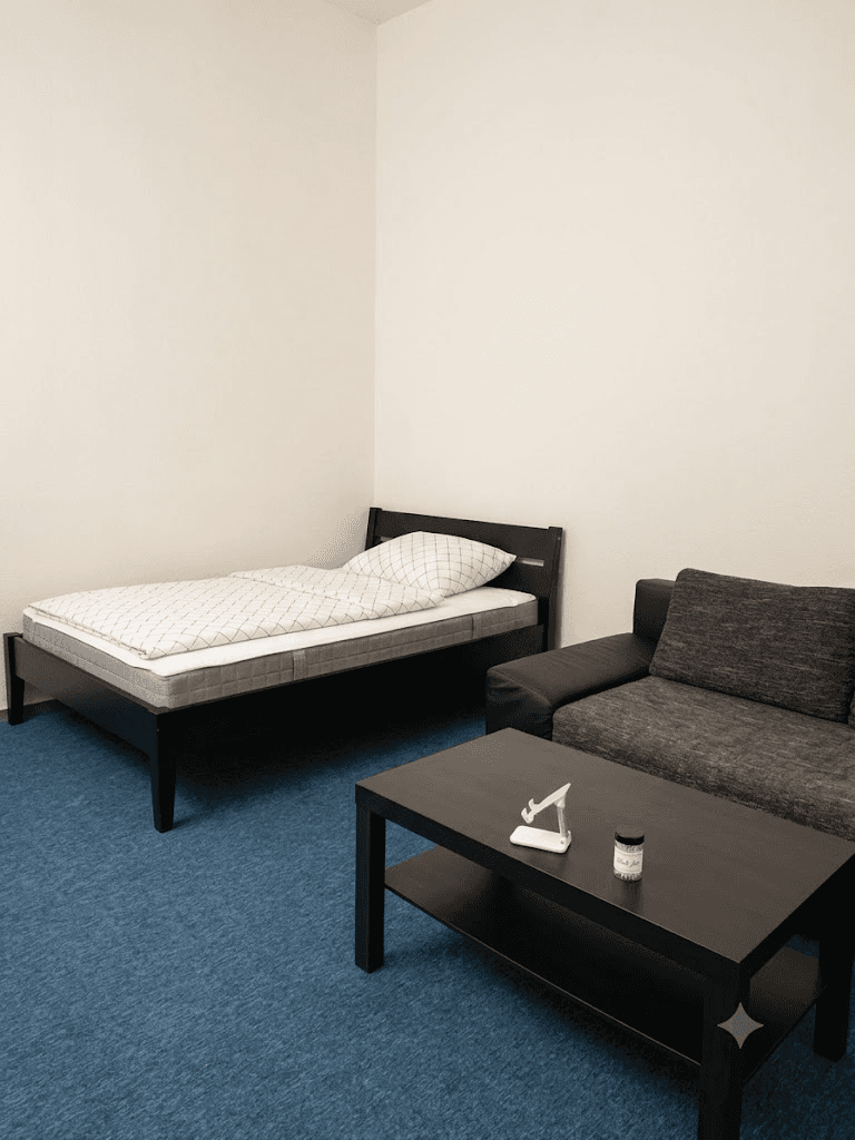 Prenájom bytu 1-izbový 25 m², Saarlandstraße 106, Bingen am Rhein, Porýnie-Falcko Prenájom bytu 1-izbový 25 m², Saarlandstraße 106, Bingen am Rhein, Porýnie-Falcko