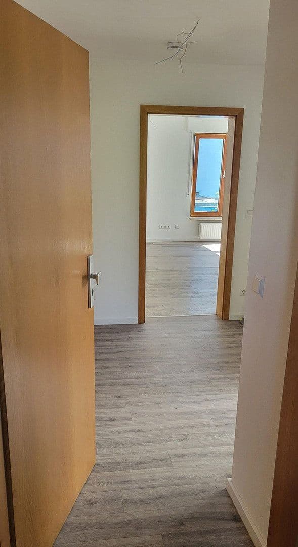 Prenájom bytu 3-izbový 86 m², Talstraße 109, Esslingen am Neckar, Bádensko-Wurttembersko Prenájom bytu 3-izbový 86 m², Talstraße 109, Esslingen am Neckar, Bádensko-Wurttembersko