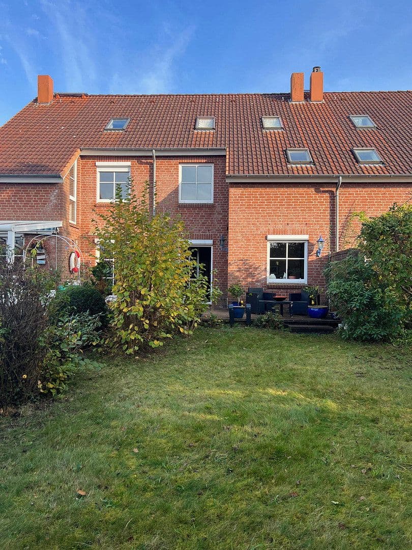 Prenájom domu 138 m², pozemek 192 m², Kiel, Šlezvicko-Holštajnsko Prenájom domu 138 m², pozemek 192 m², Kiel, Šlezvicko-Holštajnsko