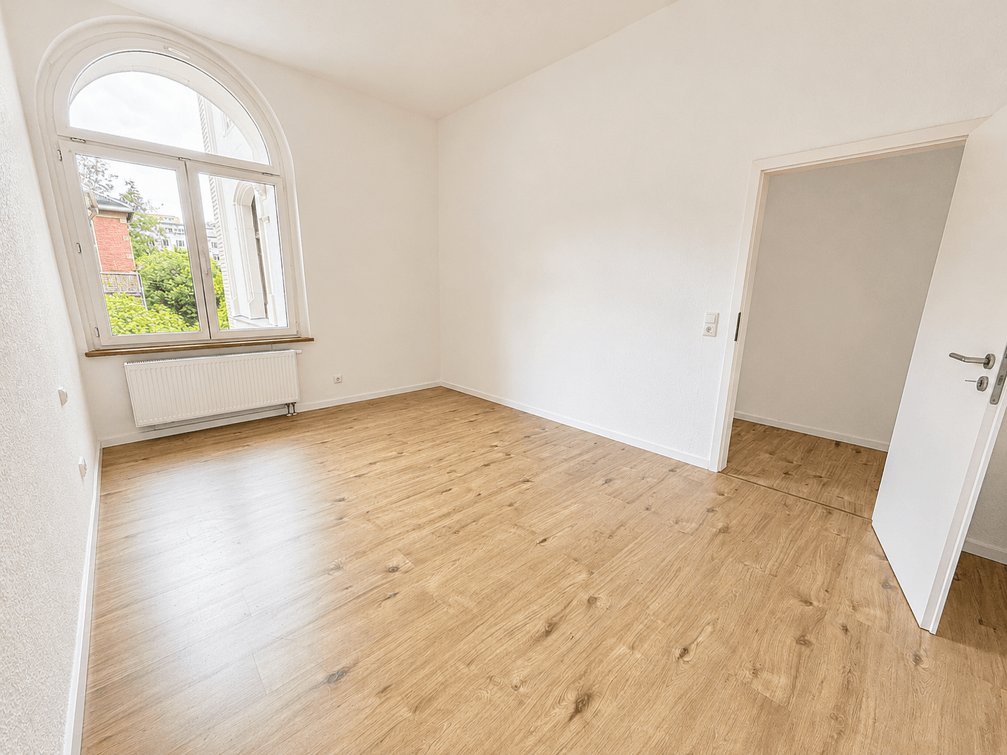Predaj bytu 3-izbový 88 m², Weststraße 49, Plavno, Sasko Predaj bytu 3-izbový 88 m², Weststraße 49, Plavno, Sasko