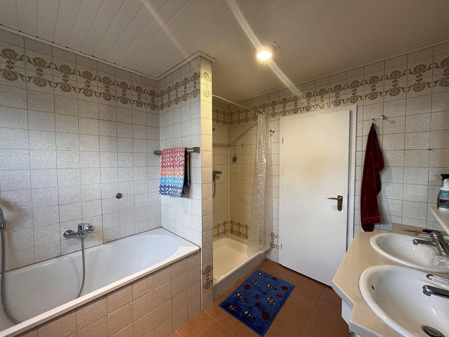 Prenájom bytu 3-izbový 135 m², Messel, Hesensko Prenájom bytu 3-izbový 135 m², Messel, Hesensko