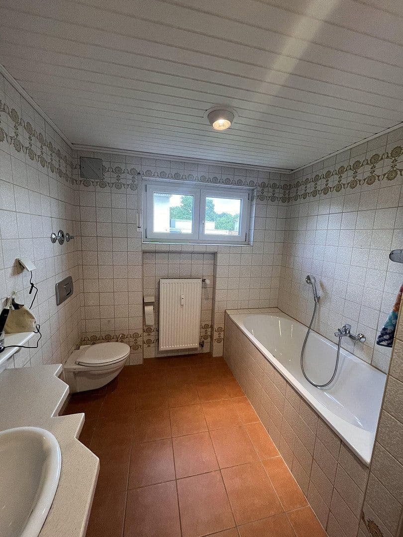 Prenájom bytu 3-izbový 135 m², Messel, Hesensko Prenájom bytu 3-izbový 135 m², Messel, Hesensko