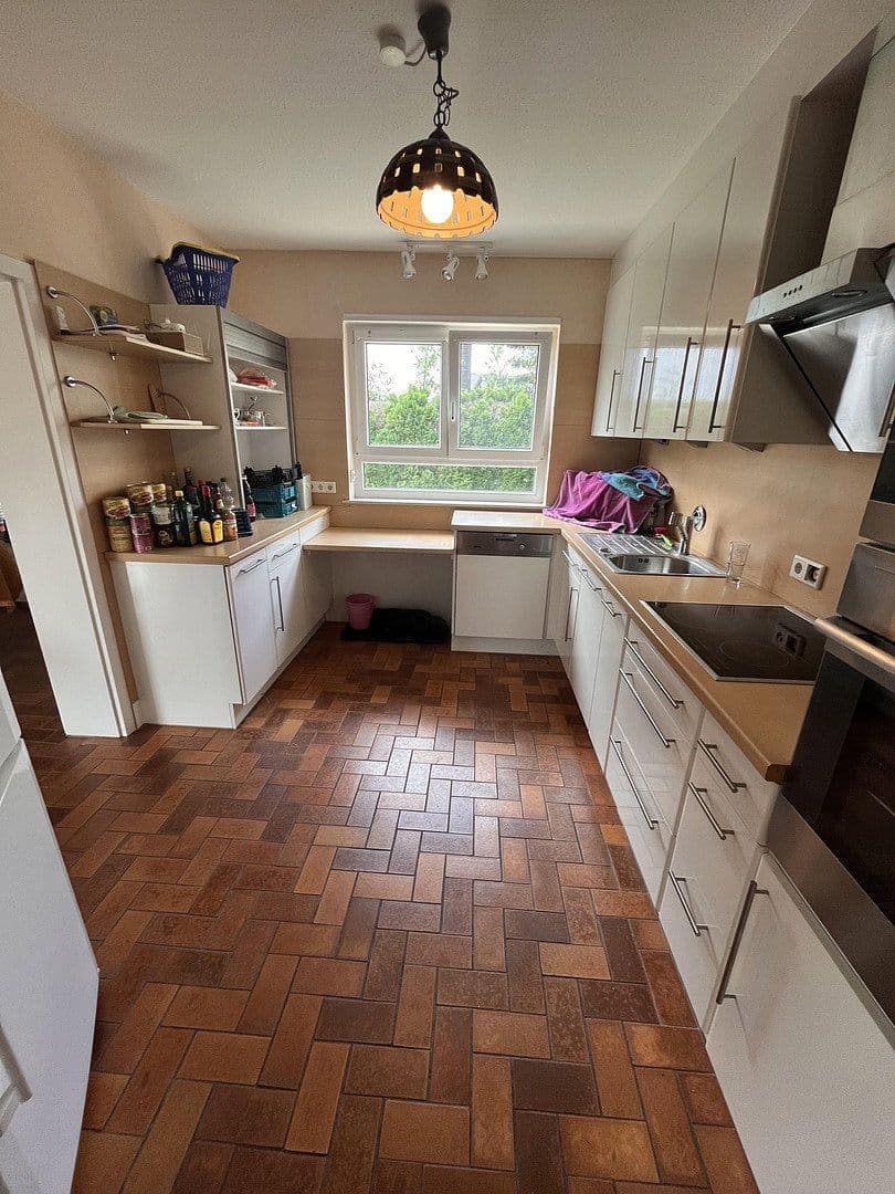 Prenájom bytu 3-izbový 135 m², Messel, Hesensko Prenájom bytu 3-izbový 135 m², Messel, Hesensko