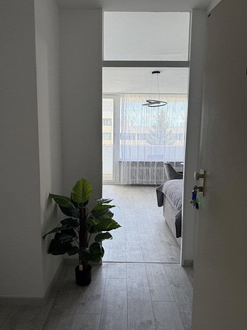 Prenájom bytu 1-izbový 30 m², München, Bavorsko Prenájom bytu 1-izbový 30 m², München, Bavorsko
