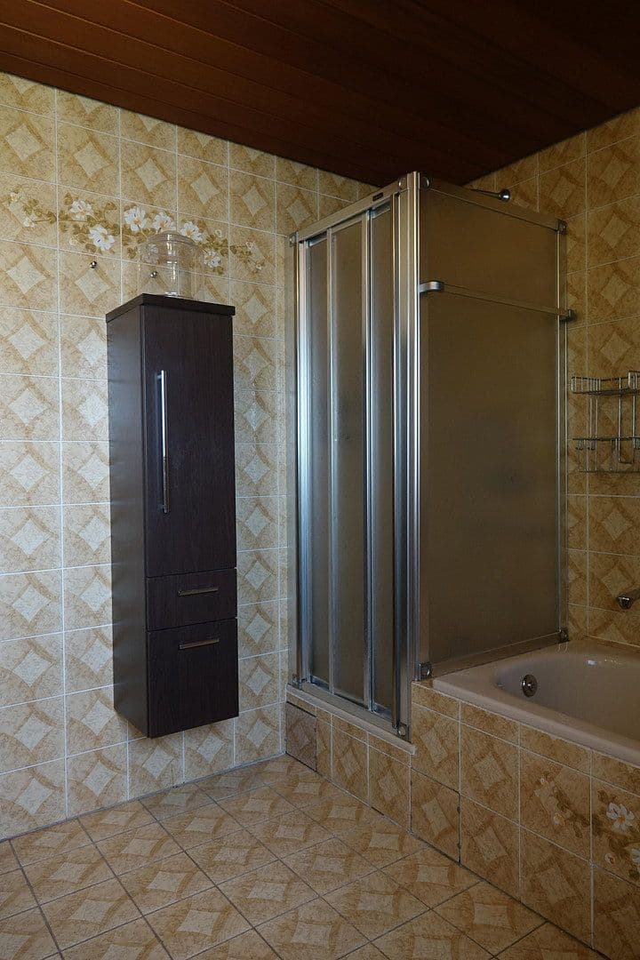 Predaj domu 160 m², pozemek 271 m², Bensheim, Hesensko Predaj domu 160 m², pozemek 271 m², Bensheim, Hesensko