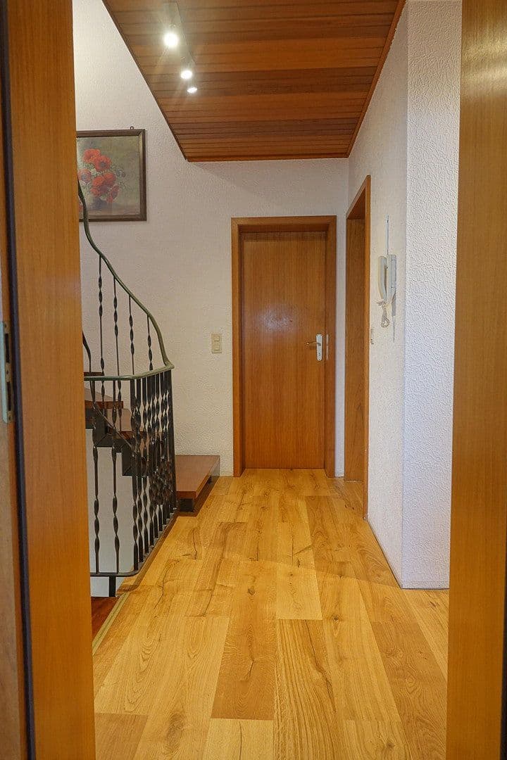Predaj domu 160 m², pozemek 271 m², Bensheim, Hesensko Predaj domu 160 m², pozemek 271 m², Bensheim, Hesensko