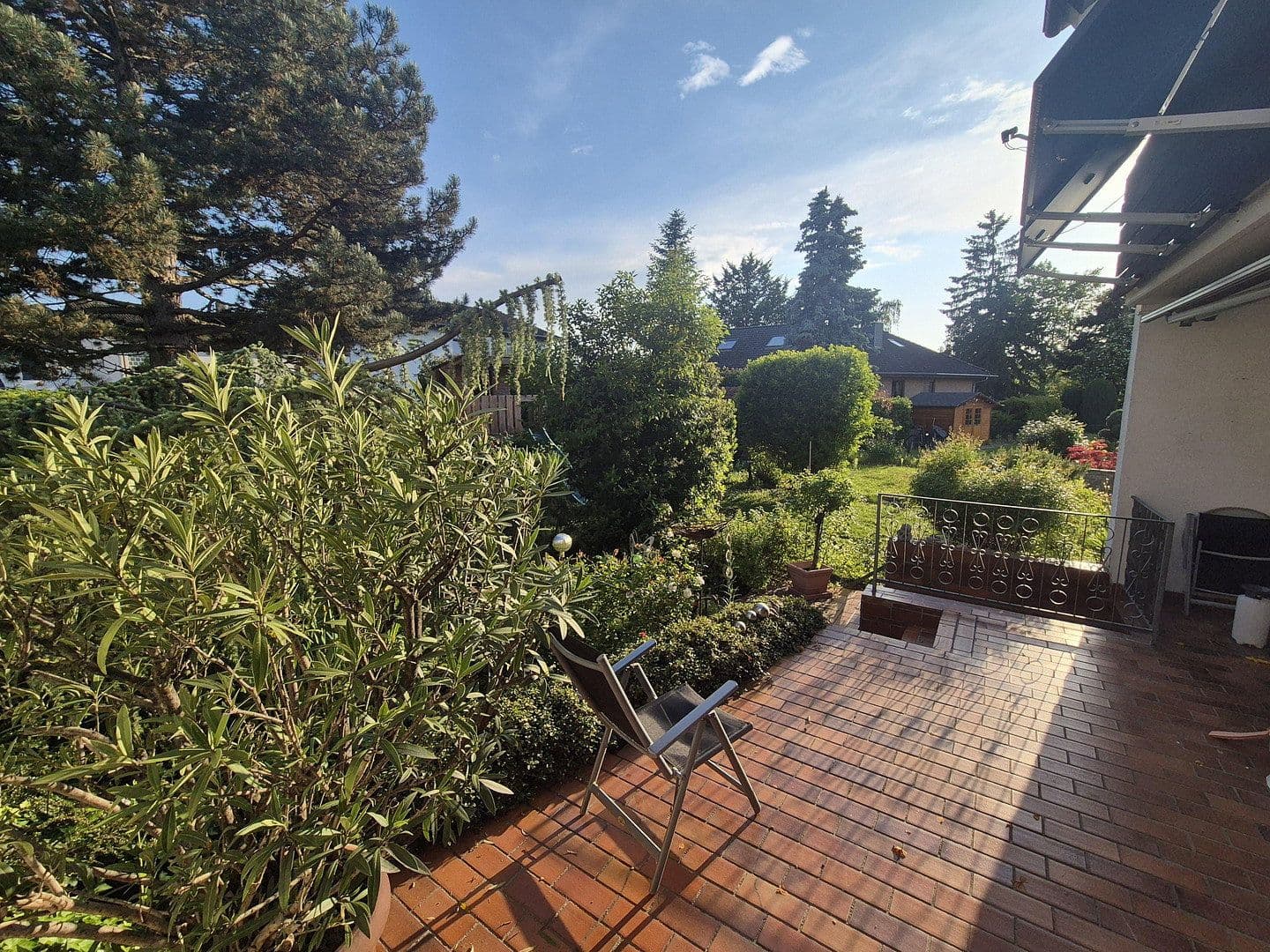 Predaj domu 160 m², pozemek 271 m², Bensheim, Hesensko Predaj domu 160 m², pozemek 271 m², Bensheim, Hesensko