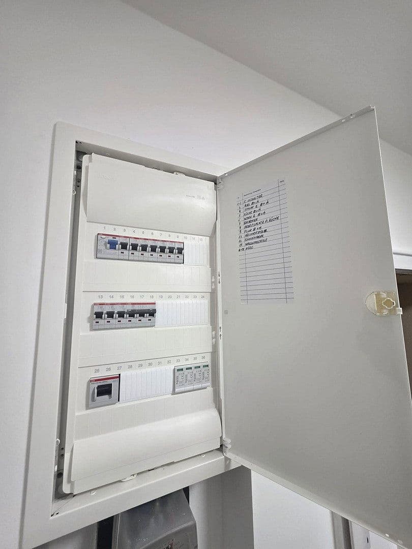 Predaj bytu 2-izbový 58 m², Eosander Str.36, Berlin, Berlín Predaj bytu 2-izbový 58 m², Eosander Str.36, Berlin, Berlín