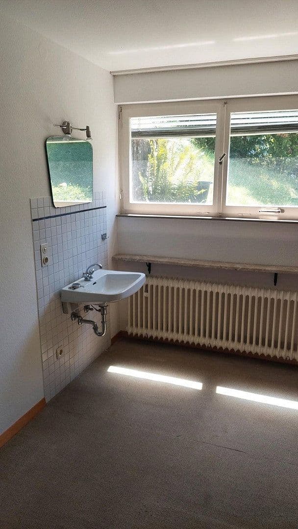 Prenájom bytu 2-izbový 56 m², Reutlingen, Bádensko-Wurttembersko Prenájom bytu 2-izbový 56 m², Reutlingen, Bádensko-Wurttembersko