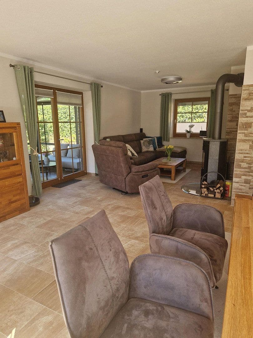 Predaj domu 123 m², pozemek 545 m², Seelze, Dolné Sasko Predaj domu 123 m², pozemek 545 m², Seelze, Dolné Sasko