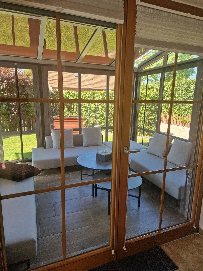 Predaj domu 123 m², pozemek 545 m², Seelze, Dolné Sasko Predaj domu 123 m², pozemek 545 m², Seelze, Dolné Sasko